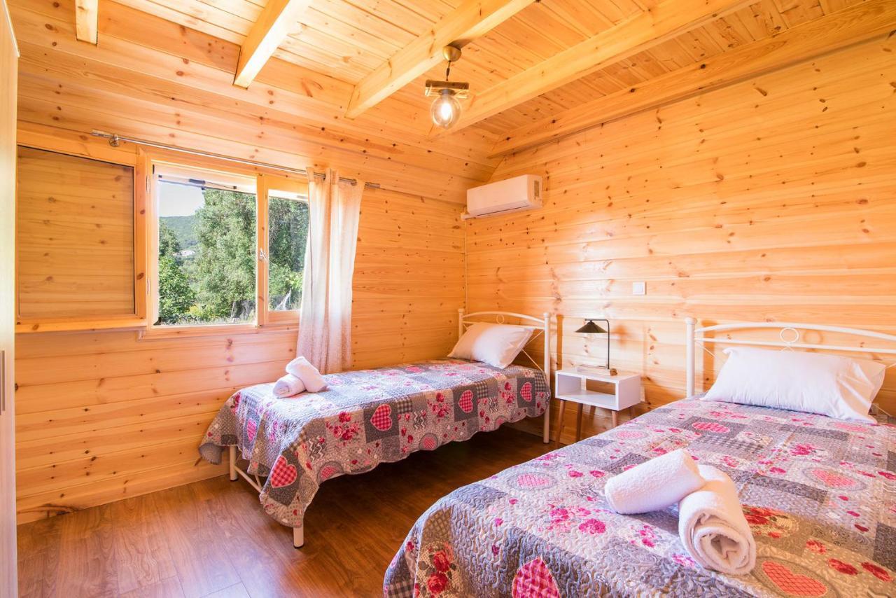 Romantic Tree House Kato Pavliana 外观 照片